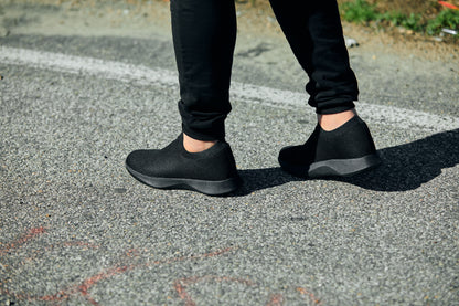 CALTO - Q071 - 2.4 Inches Taller (Noir) - Lightweight Slip On Sneakers