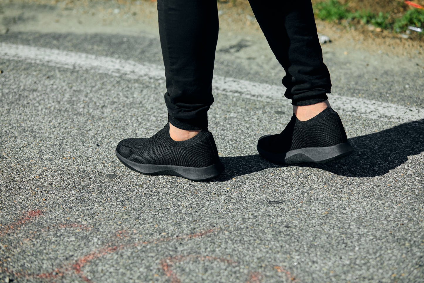 CALTO - Q071 - 2.4 بوصة أطول (أسود) - حذاء رياضي خفيف الوزن سهل الارتداء