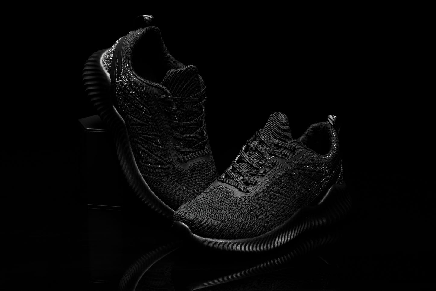 CALTO - Q220 - 2.6 Inches Taller (Noir/Cement) - Lightweight Sporty Sneakers